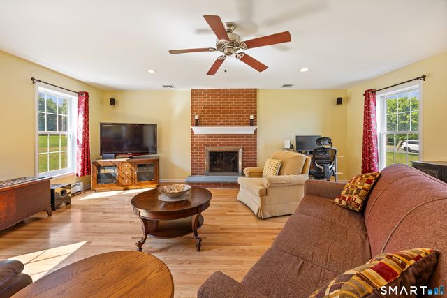 39 Old Farm Road, Plymouth, CT 06786