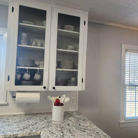 224 Admiral Cir, Lawrenceburg, TN 38464