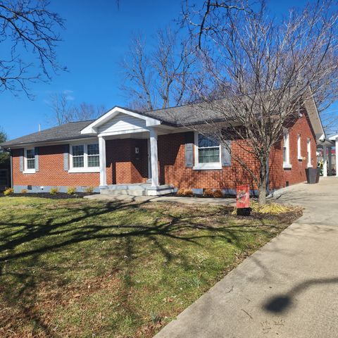 224 Admiral Cir, Lawrenceburg, TN 38464