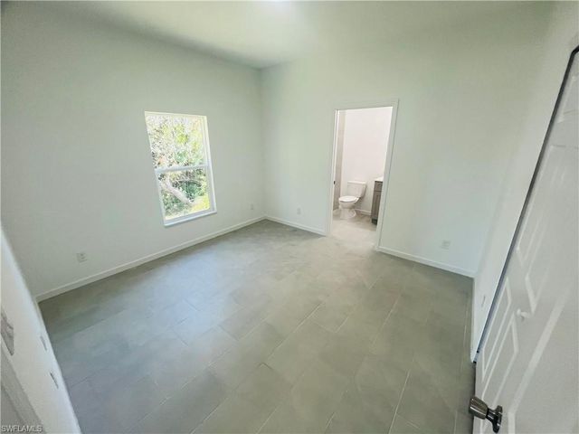 2709 8th ST SW, Lehigh Acres, FL 33976