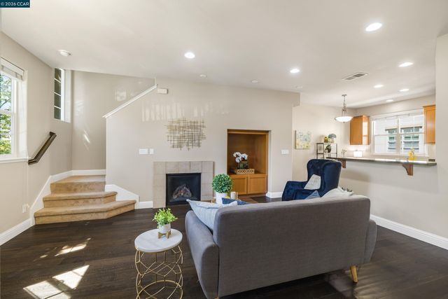 1121 Haven St, Martinez, CA 94553