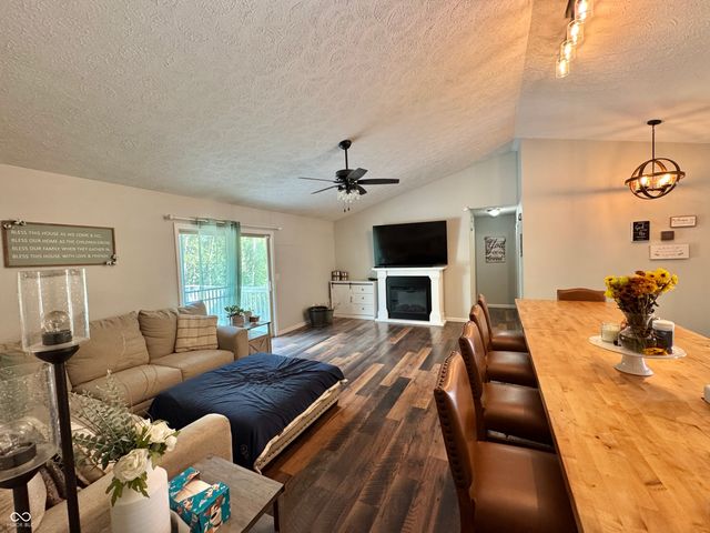 96 Kingswood Court, Greencastle, IN 46135