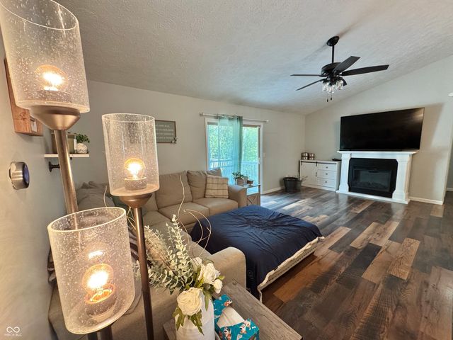 96 Kingswood Court, Greencastle, IN 46135