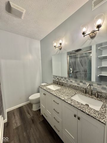 96 Kingswood Court, Greencastle, IN 46135