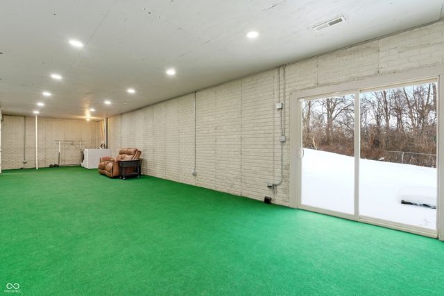 96 Kingswood Court, Greencastle, IN 46135