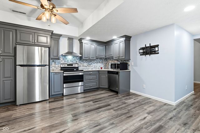 96 Kingswood Court, Greencastle, IN 46135