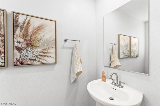 10757 Alamino Avenue, Las Vegas, NV 89166