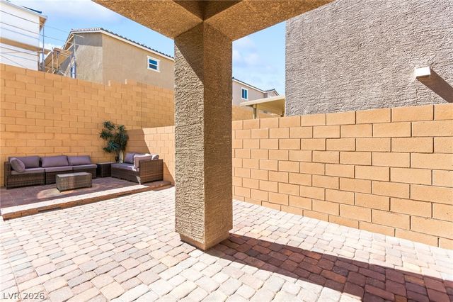 10757 Alamino Avenue, Las Vegas, NV 89166