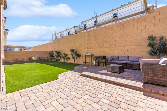 10757 Alamino Avenue, Las Vegas, NV 89166