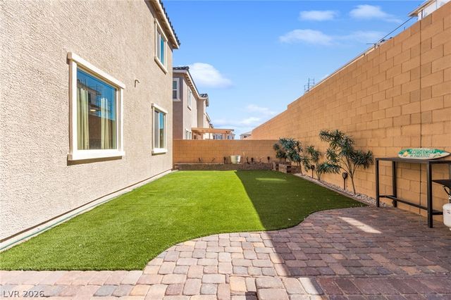 10757 Alamino Avenue, Las Vegas, NV 89166