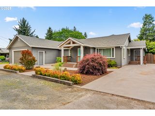 1540 BEEBE Ln, Eugene, OR 97404