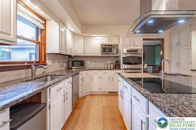 3838 Javalyn Court, Washington Twp, PA 18080