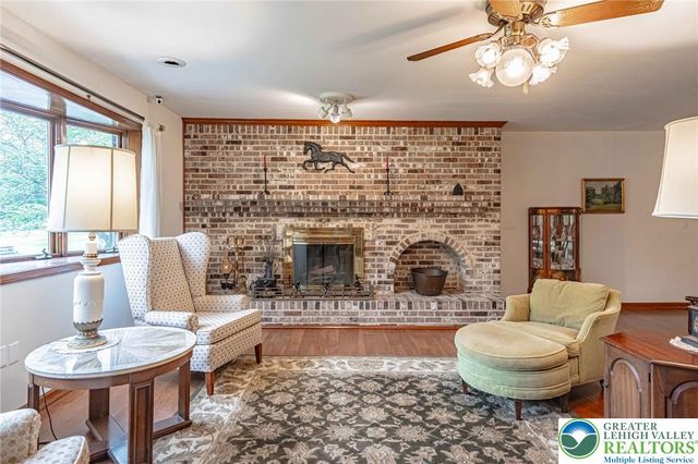 3838 Javalyn Court, Washington Twp, PA 18080