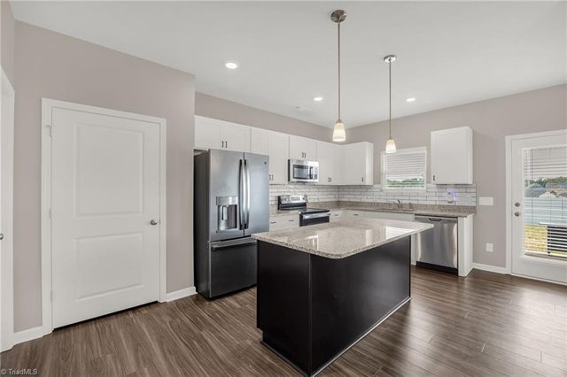 4760 Bell West Drive, Kernersville, NC 27284