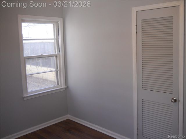 59 Camley Drive, Waterford Charter Township, MI 48328