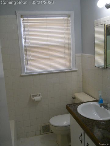 59 Camley Drive, Waterford Charter Township, MI 48328