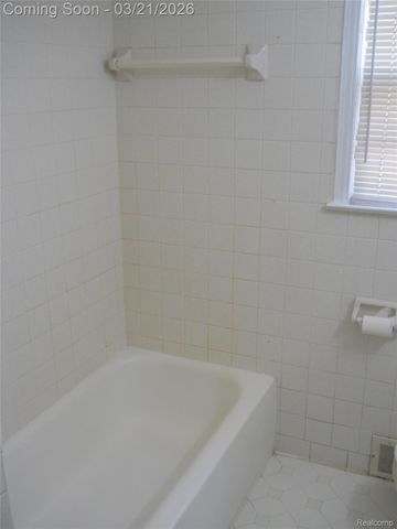 59 Camley Drive, Waterford Charter Township, MI 48328