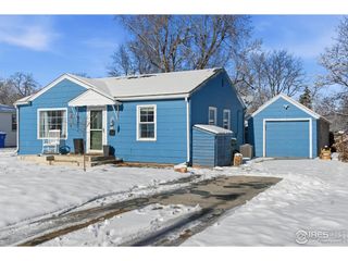 2431 Mountain View Dr, Loveland, CO 80538