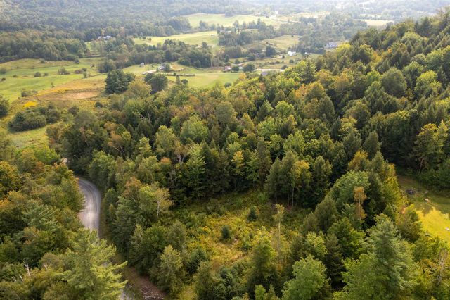 89 Craig Lane, Cambridge, VT 05464