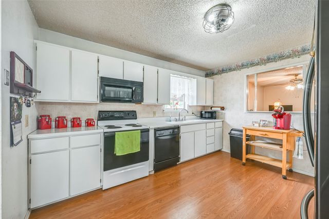 3629 Lucy Trimble Road, Burleson, TX 76028
