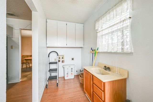 3629 Lucy Trimble Road, Burleson, TX 76028