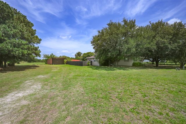 3629 Lucy Trimble Road, Burleson, TX 76028