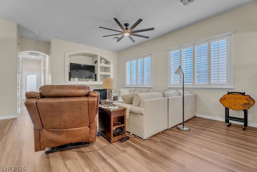 369 Cascade Mist Avenue, Las Vegas, NV 89123 — photo 5