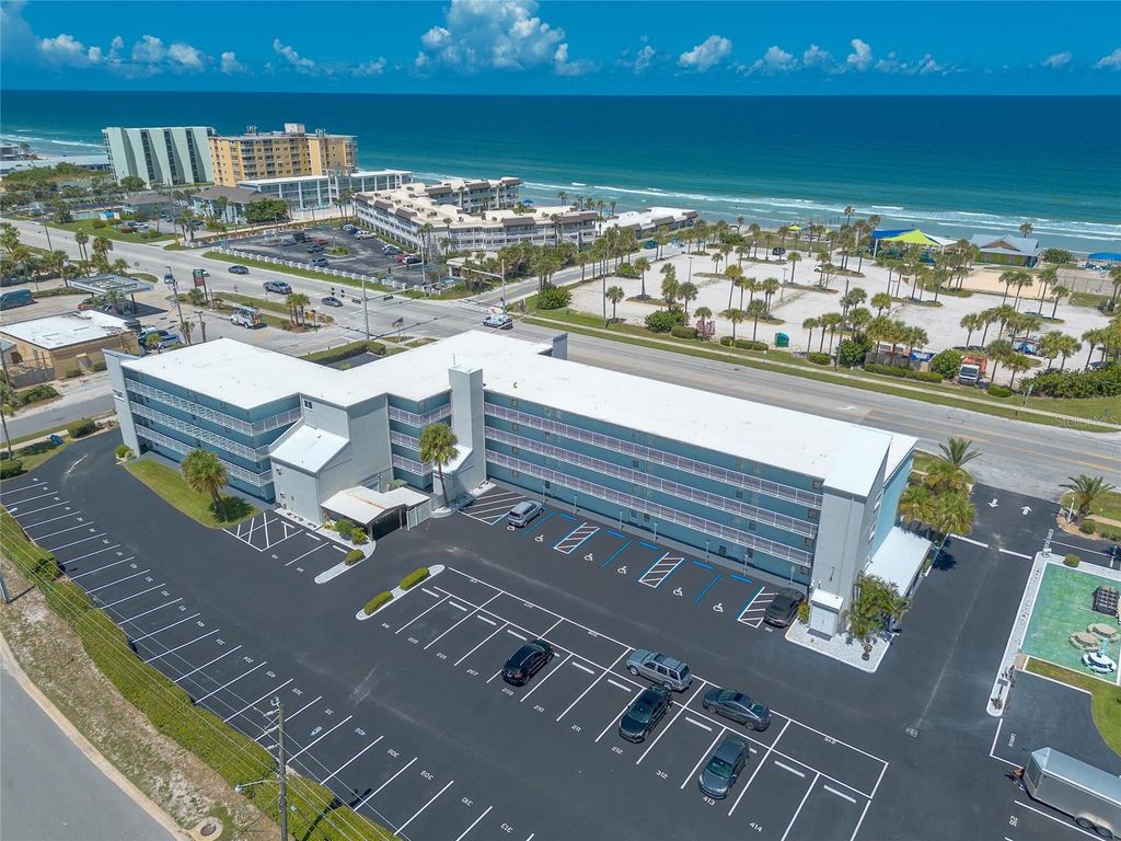 Image 24 of property listing at 3700 S ATLANTIC AVENUE 413, New Smyrna Beach, FL 32169