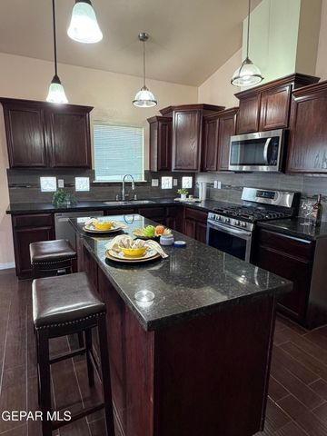 13514 EVERINGHAM Street, El Paso, TX 79928