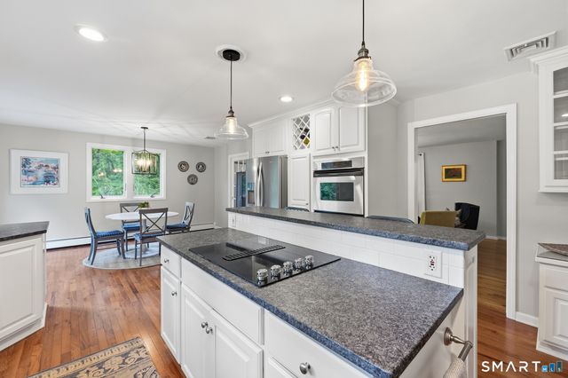 40 Ivy Hill Road, Ridgefield, CT 06877