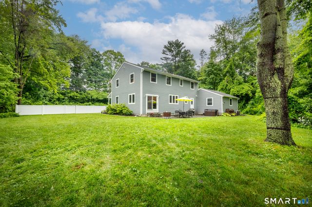 40 Ivy Hill Road, Ridgefield, CT 06877
