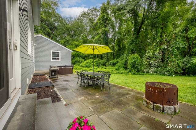 40 Ivy Hill Road, Ridgefield, CT 06877