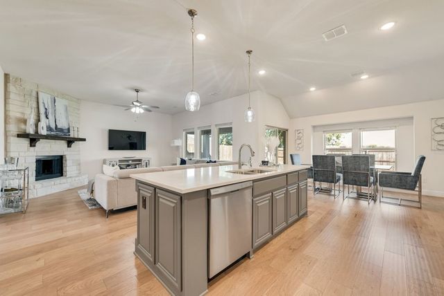 317 Resting Place Road, Waxahachie, TX 75165