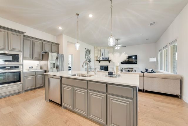 317 Resting Place Road, Waxahachie, TX 75165