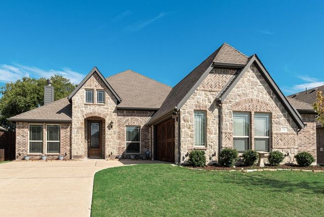 317 Resting Place Road, Waxahachie, TX 75165