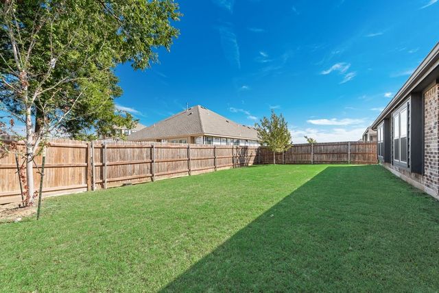 317 Resting Place Road, Waxahachie, TX 75165