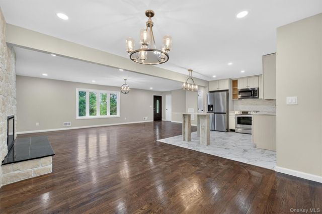 80 N Cross Road, Lagrangeville, NY 12540
