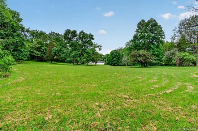 80 N Cross Road, Lagrangeville, NY 12540