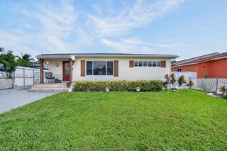 121 E 36th St, Hialeah, FL 33013