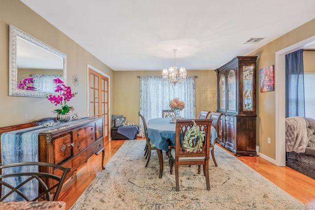 106 Springdale Drive, Ronkonkoma, NY 11779