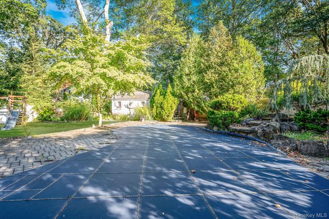 106 Springdale Drive, Ronkonkoma, NY 11779