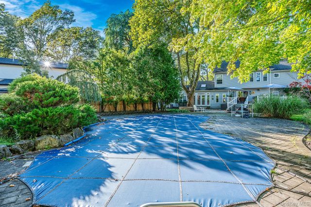 106 Springdale Drive, Ronkonkoma, NY 11779