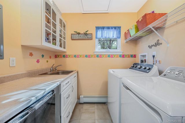 106 Springdale Drive, Ronkonkoma, NY 11779