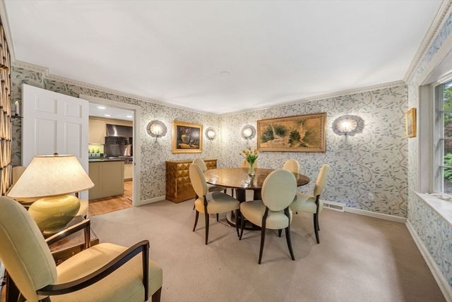 44 Old Rd, Weston, MA 02493