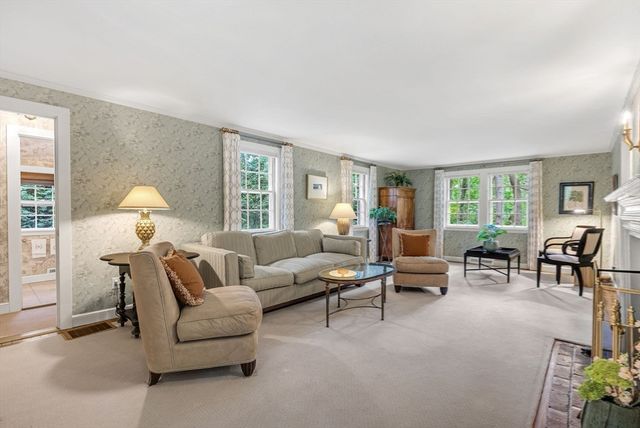 44 Old Rd, Weston, MA 02493