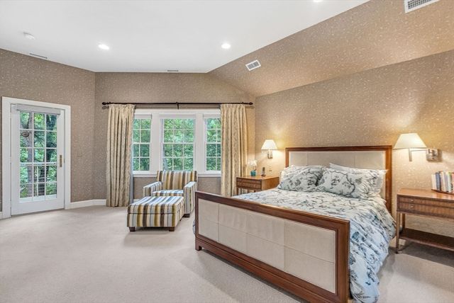 44 Old Rd, Weston, MA 02493