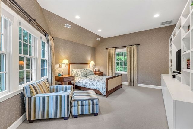 44 Old Rd, Weston, MA 02493