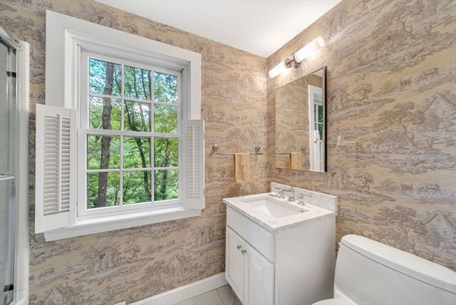 44 Old Rd, Weston, MA 02493