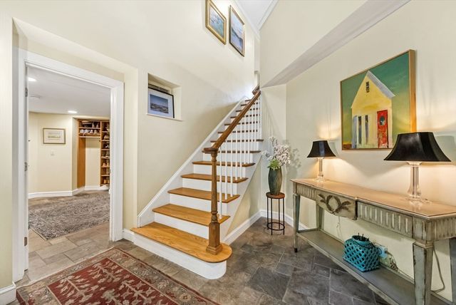 44 Old Rd, Weston, MA 02493