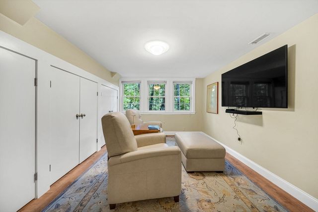 44 Old Rd, Weston, MA 02493